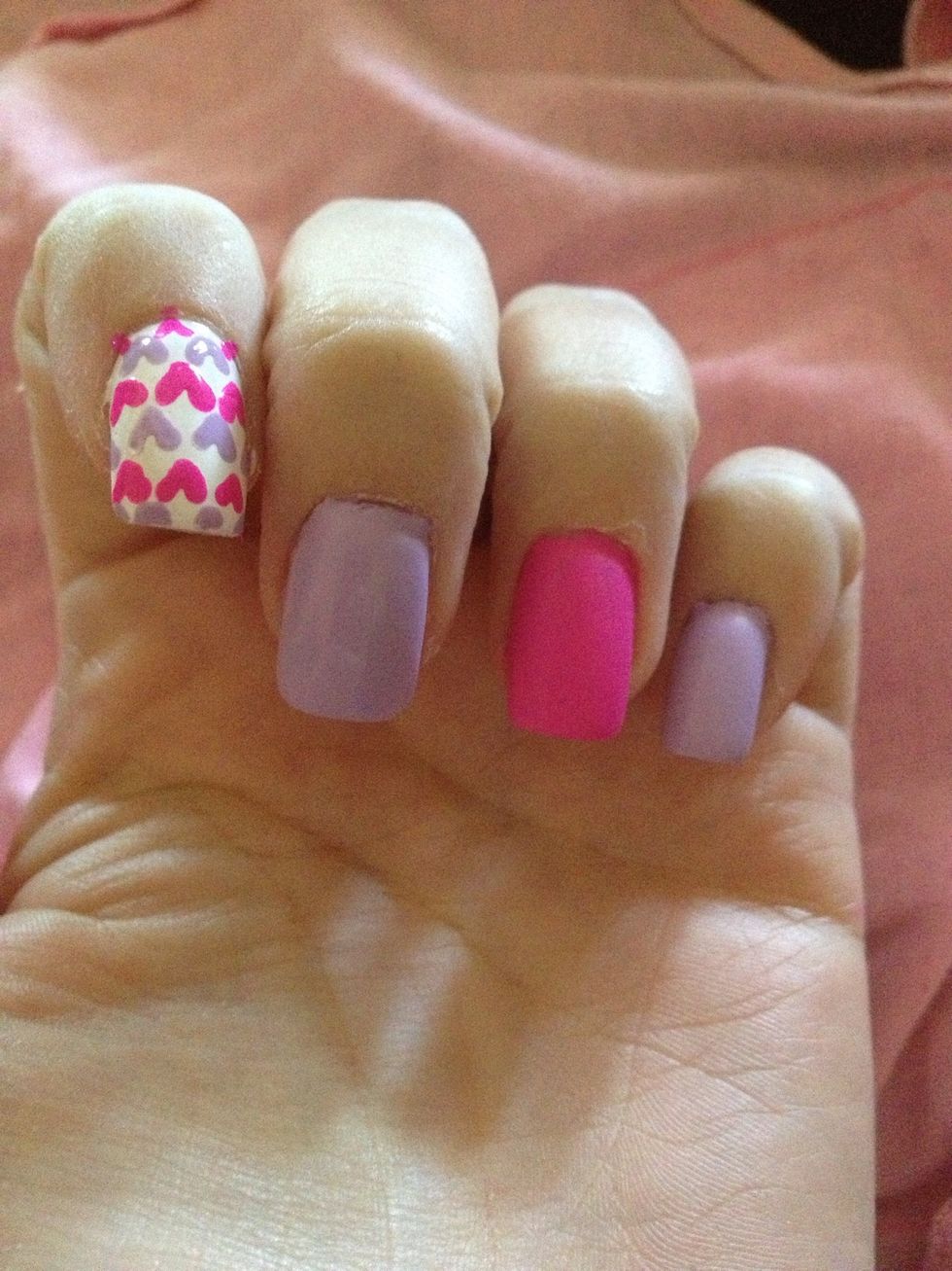 Step 6: Paint all nails with matte top coat. Let dry a few minutes.