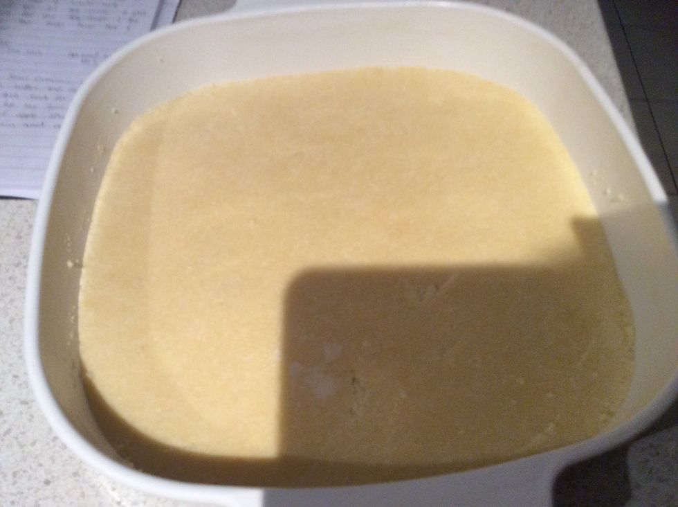 Step 7. Flatten mixture with rubber spatula