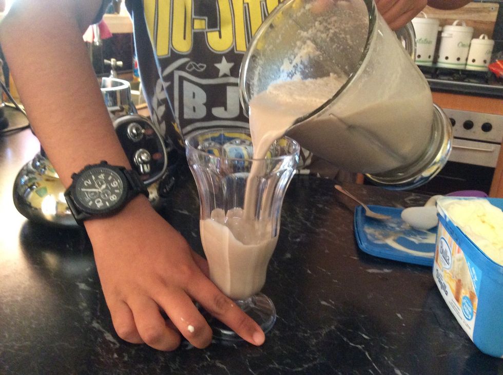 Step 7: get a drinking cup and then pour the smoothie in the cup.