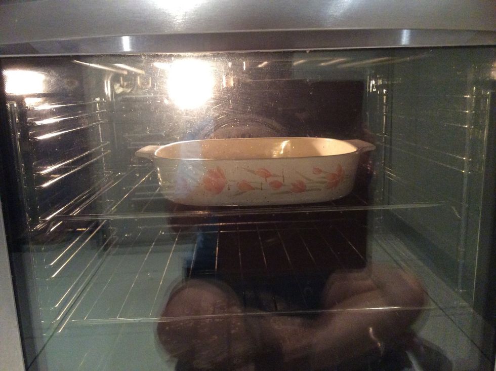 Step 8. Put the baking dish in the oven for 15 minutes