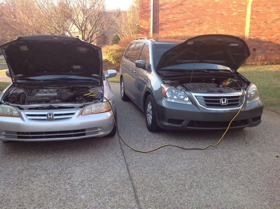 Step Five: Attach the other end of the cables to the nonfunctioning car.