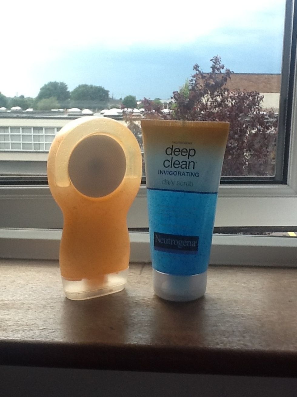 Step one: exfoliate. Find a gentle daily exfoliator. Exfoliating daily will remove dead skin and unclog your pores. If your scrub doesn't say "use daily", only use it a couple of times a week.