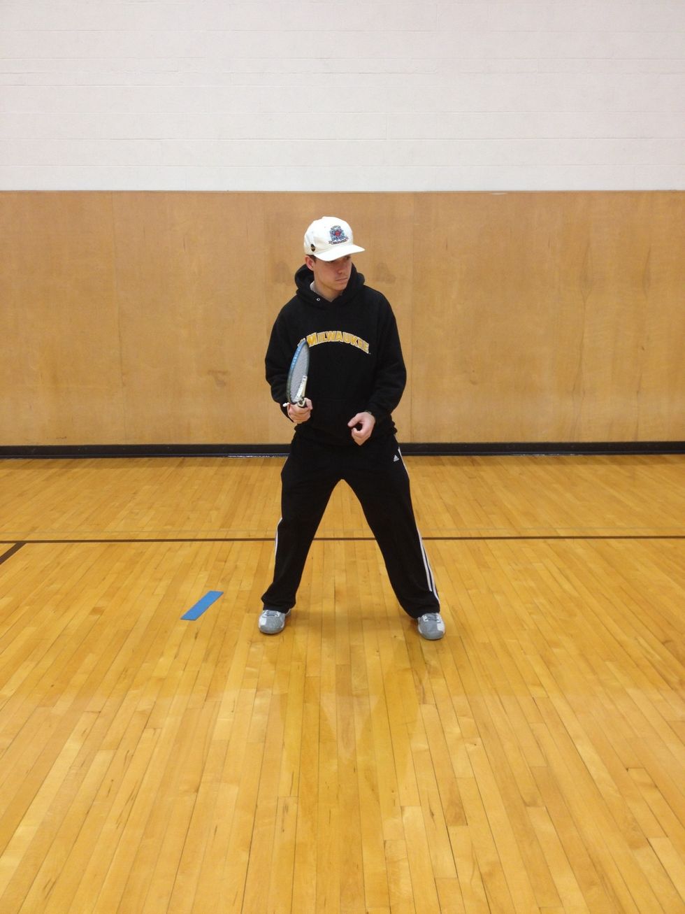 How to racquetball serve B+C Guides
