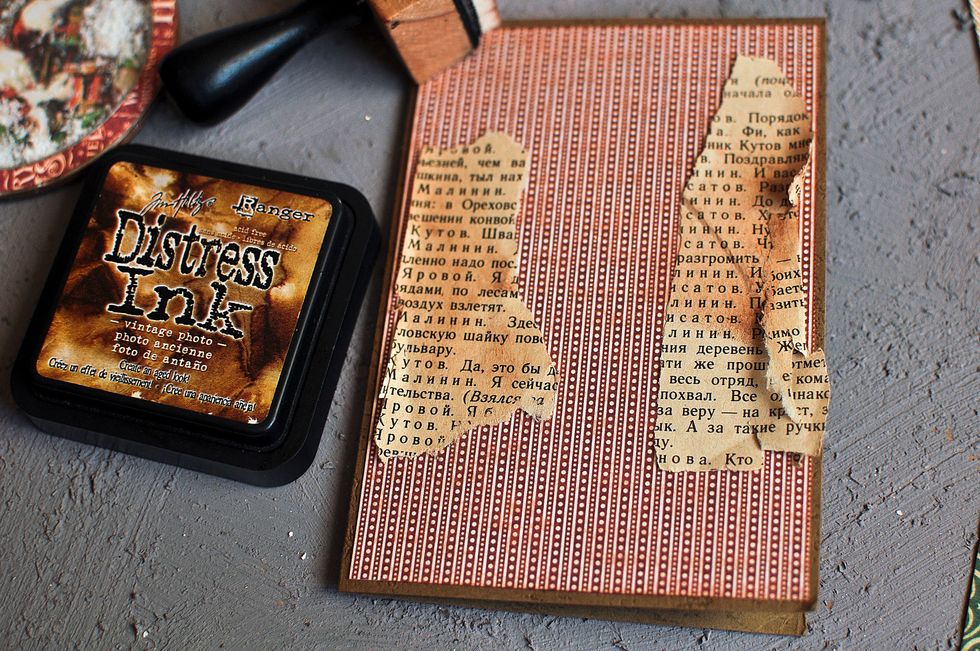 Stick a piece of paper sized 10x14,5 cm and parts of book pages together