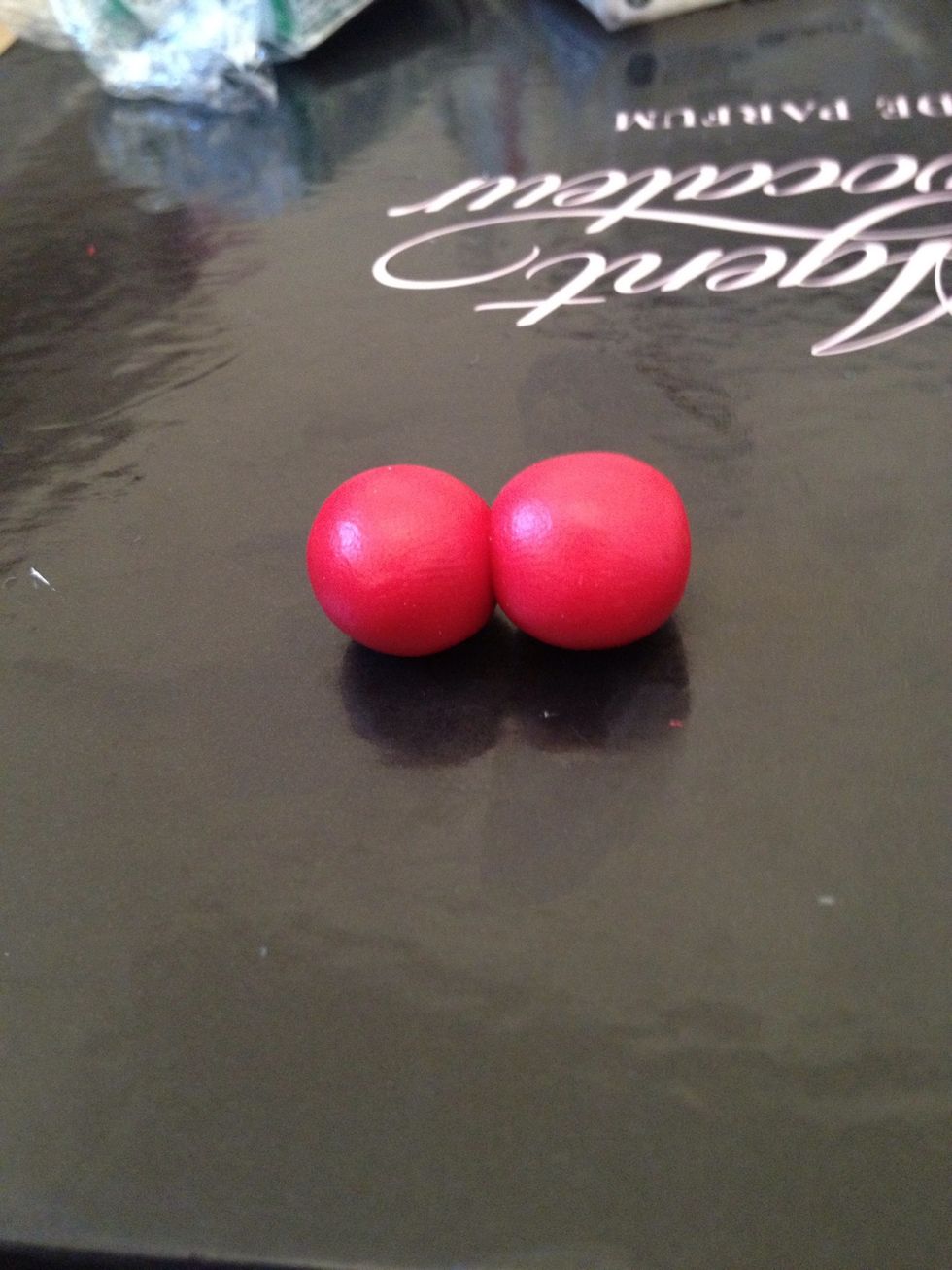 Stick the 2 red together.