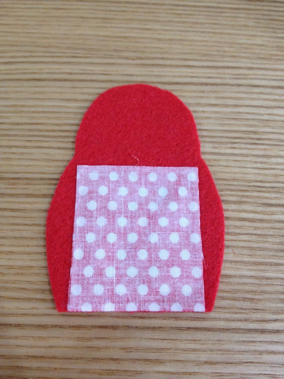 Stick the pattern fabric like that! Easy!