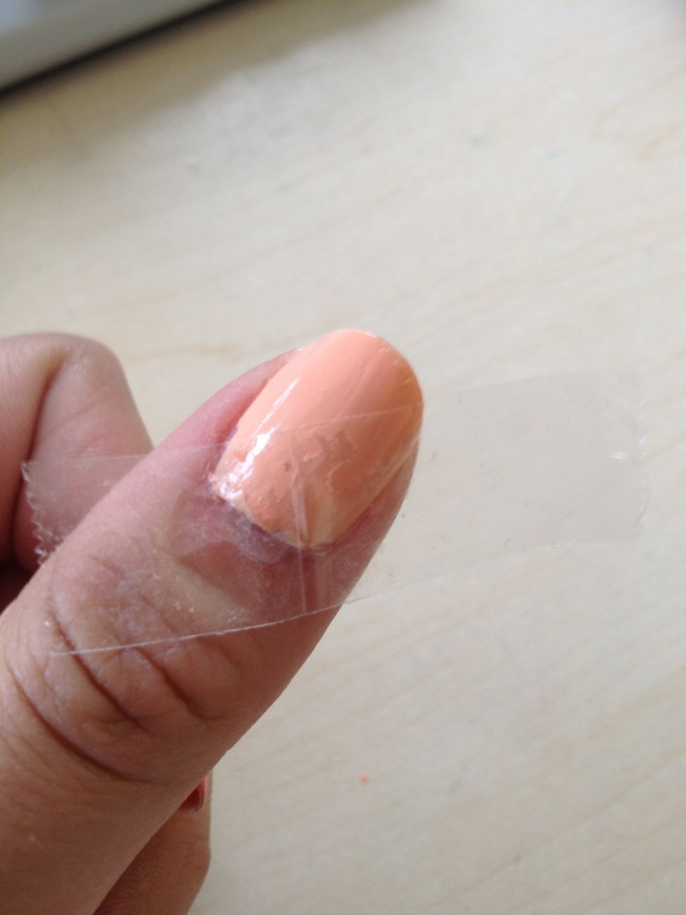 Stick the tape lightly (!) on your nail. I wanted to do it like this, but the possibilities are (almost) endless: try it horizontal, vertical, etc!