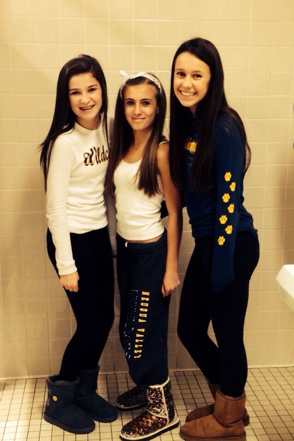 sticking with friends that will help you achieve your goals is great because they will support you through everything you are going through. -Oscar wilde