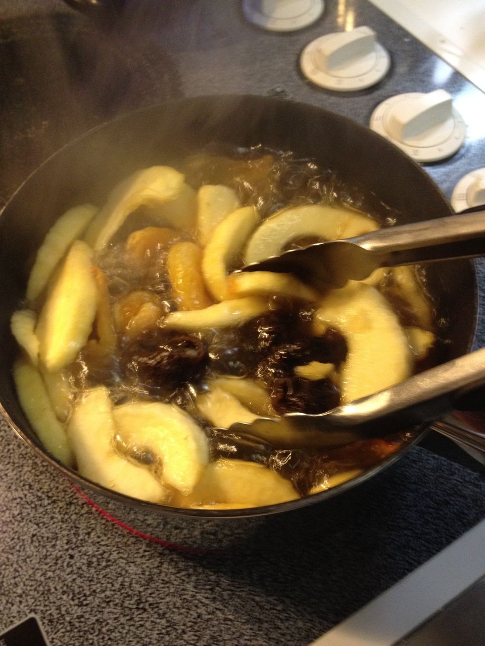 Stir and separate fruit from sticking together. (you can also add cinnamon or a splash of brandy if you like, but it is also delicious just on it's own)