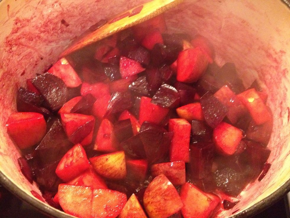 Stir and watch your apples turn pink \ud83c\udf80