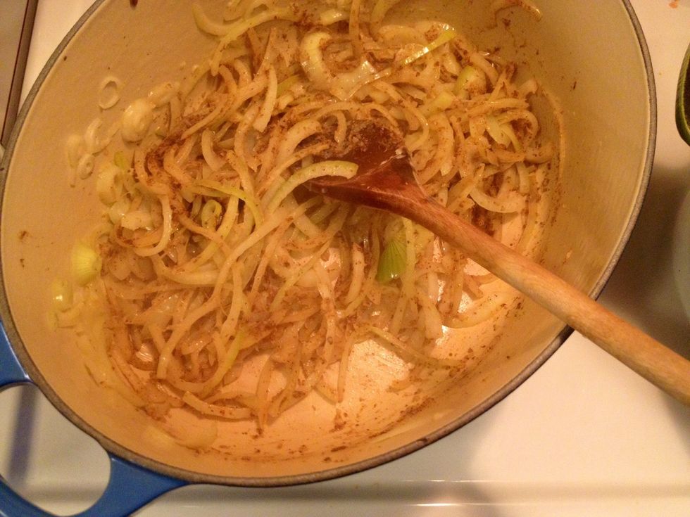 Stir carefully, at this stage it can easily stick to the surface.