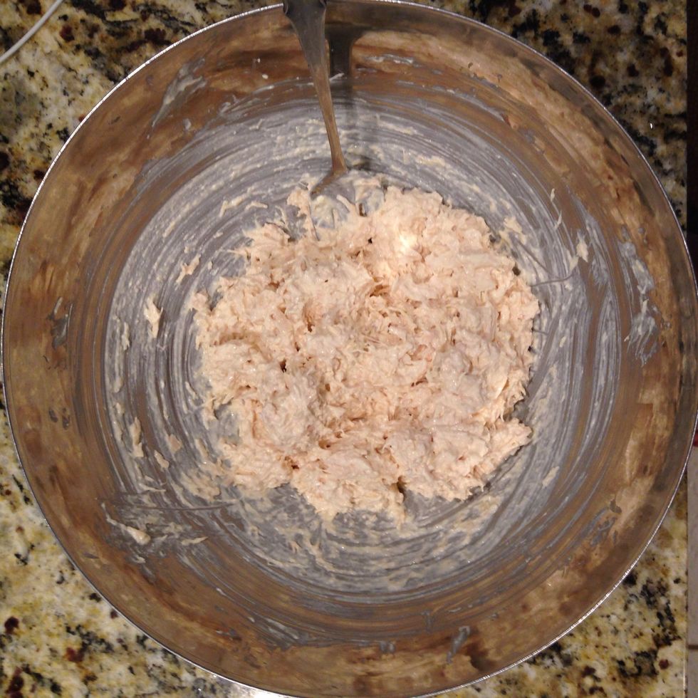 Stir chicken and mayo in large mixing bowl until well mixed, adding mayo to taste. Mix until you get the texture of chicken salad you desire.