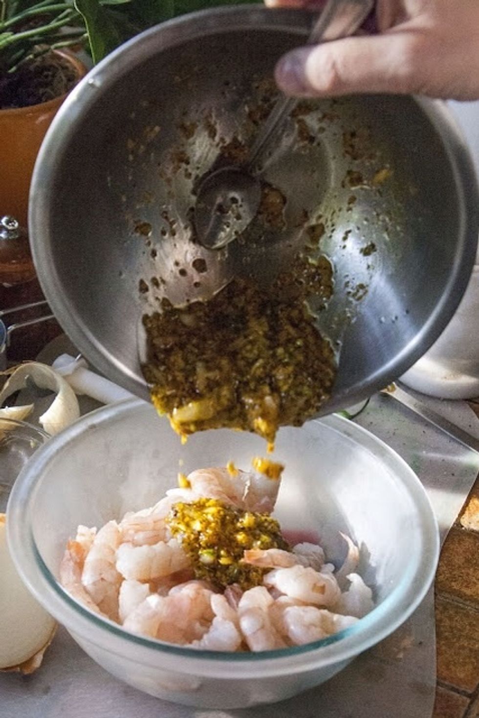 Stir everything together well. Add in the cleaned, shelled and deveined shrimp.