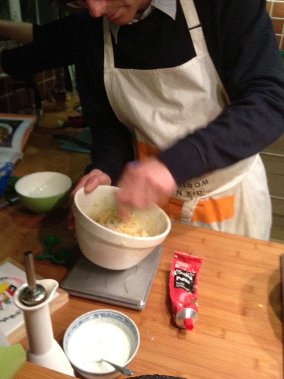 Stir (for best results stir cack  handed)