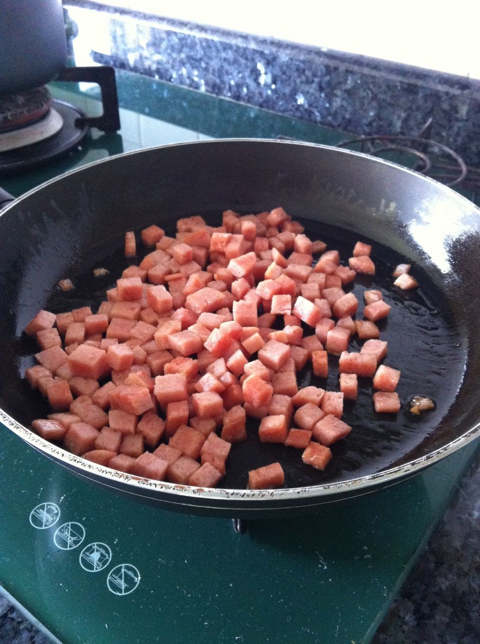 Stir-fry ham without any oil added.