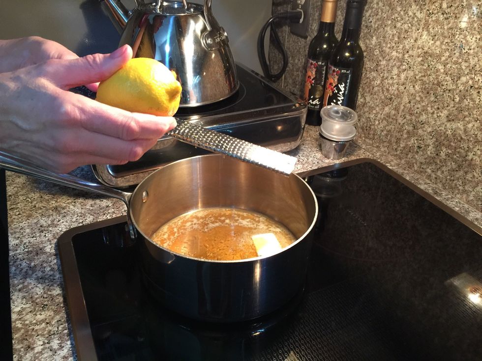 Stir honey, butter and condensed milk in a large pan on low heat until melted. Add lemon rind. Be careful as this mixture is easy to burn.\ud83d\ude20