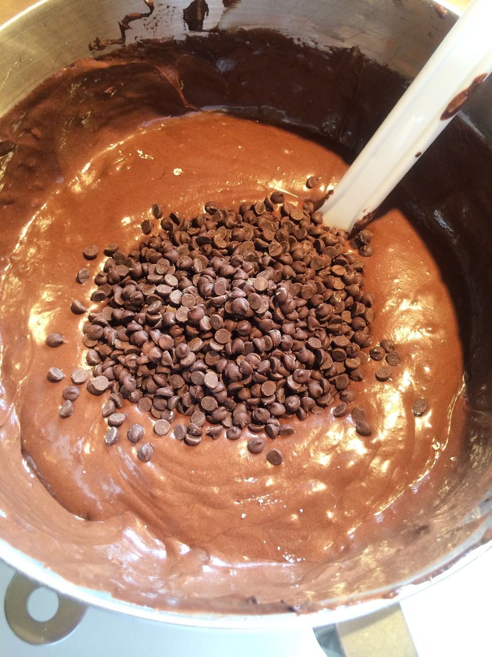 Stir in 1 cup mini chocolate chips.