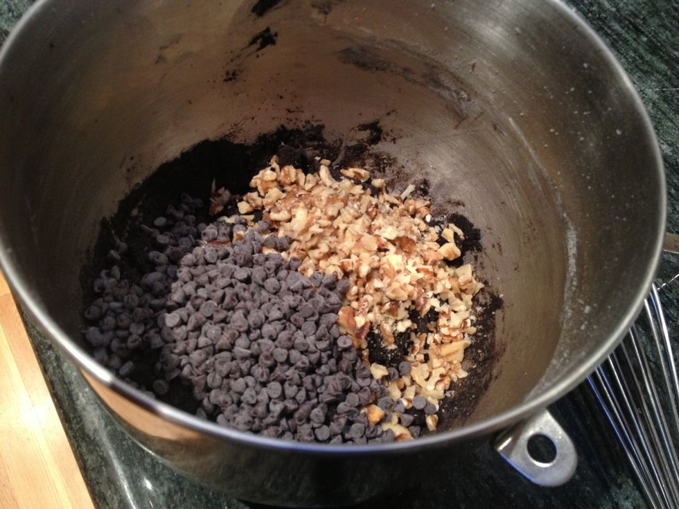 Stir in walnuts and mini chocolate chips.