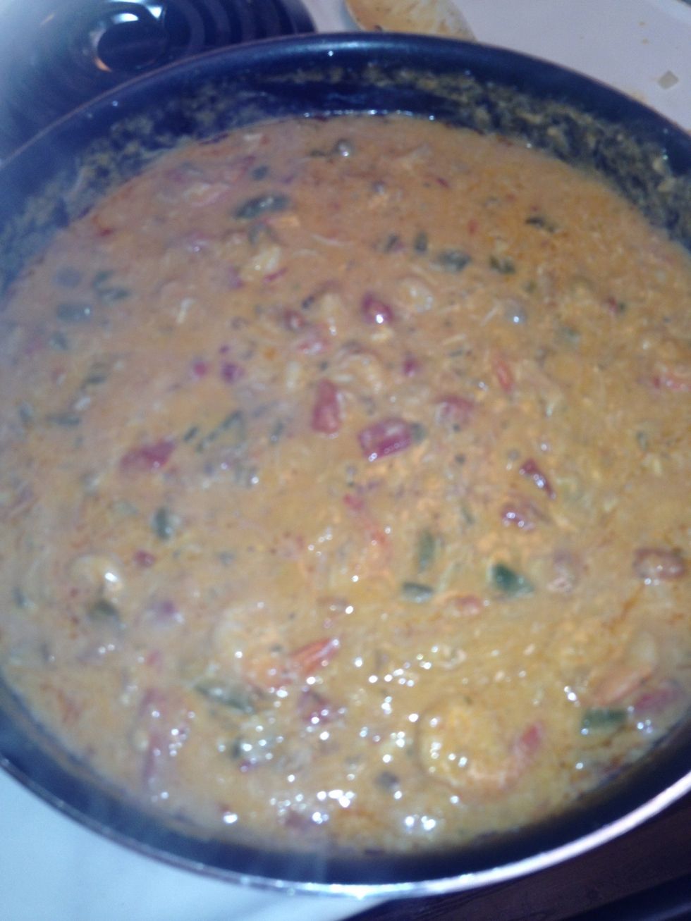 Stir ... make sure your shrimp is also nice and pink