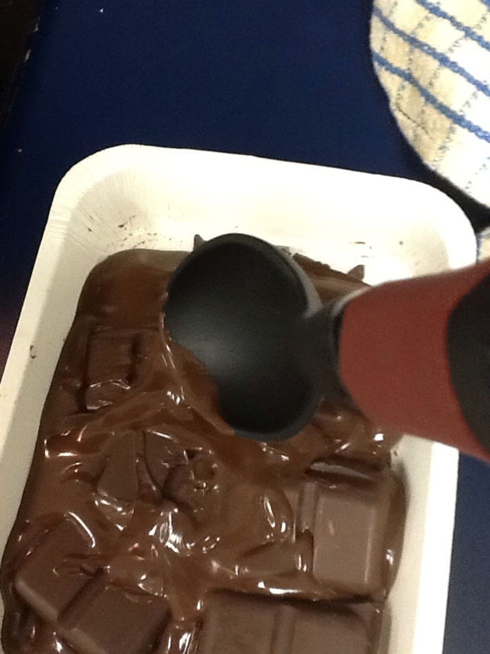 Stir the chocolate until you have a smooth consistency.