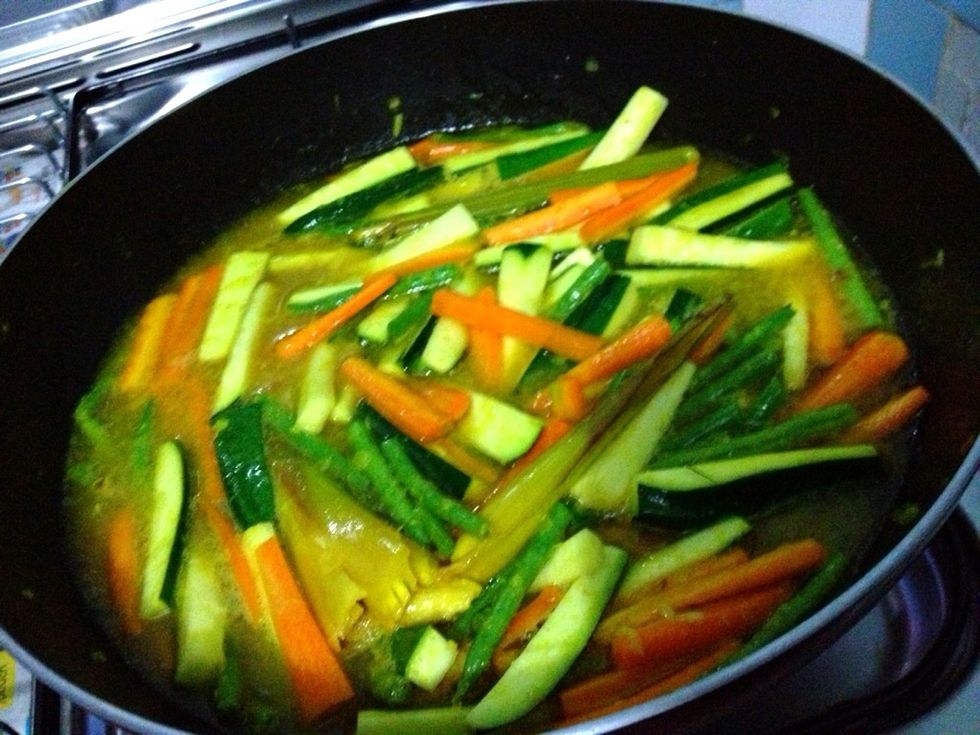 Stir to combined and let all of the veggies coated in turmeric sauce. When ur happy with the sauce volume, turn off the heat. Note: some people like to it with lots of sauce, some like it dry