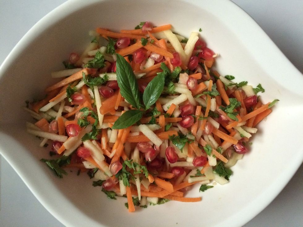 Stir to mix evenly with the dressing