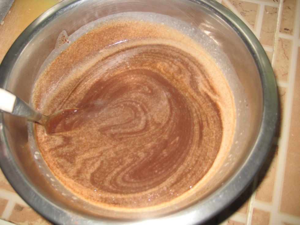 Stirring should not be fast to avoid incorporating air into the ganache.