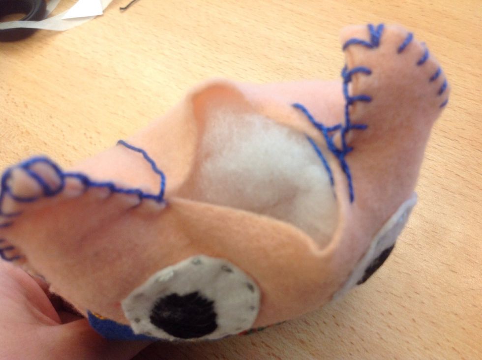 Stoppa filtisen med vadd.