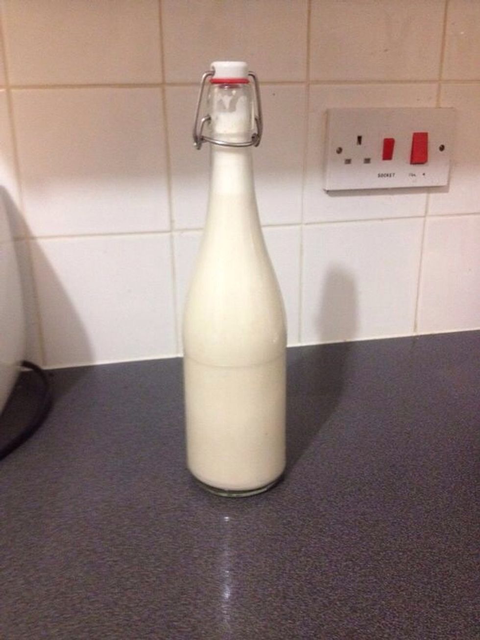 Store in airtight glass bottle for up to 48 hours. Enjoy!!
