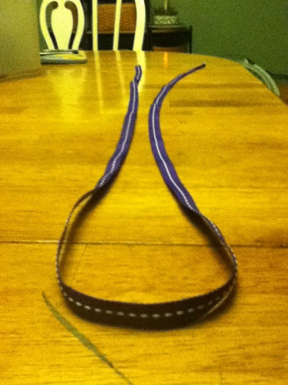 Straighten out the ribbon like so.