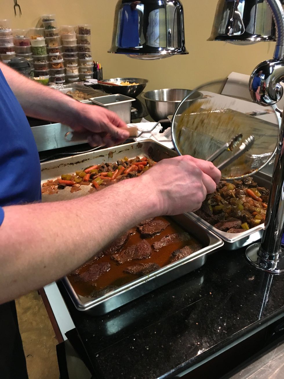 Strain liquid from the ribs to separate vegetables from ribs and sauce.