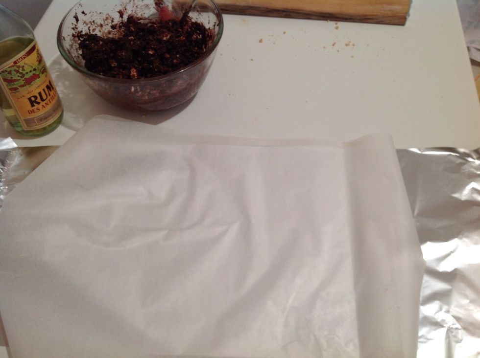 stretch a sheet of baking paper