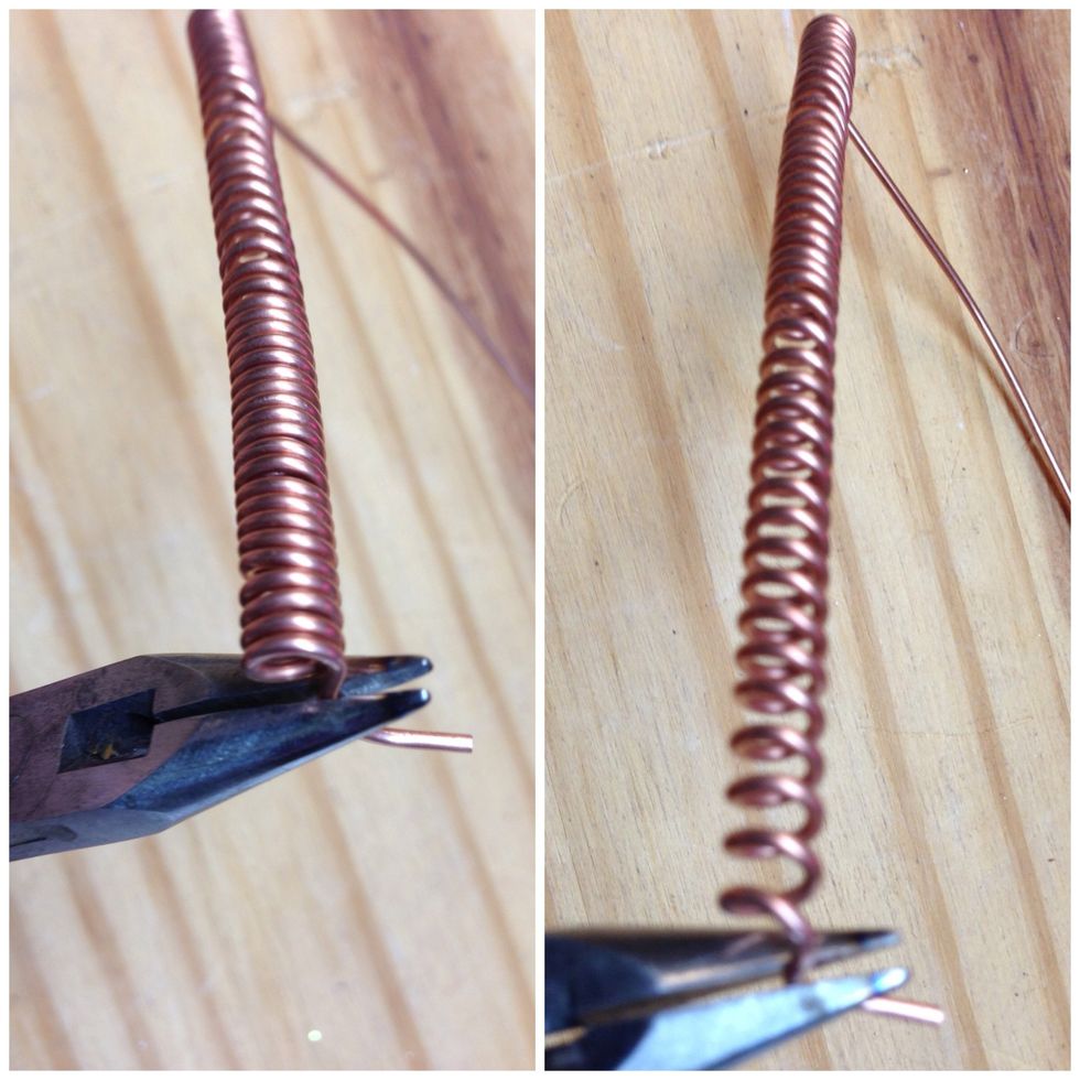 Stretch the coil to make room for the nipper to get in.