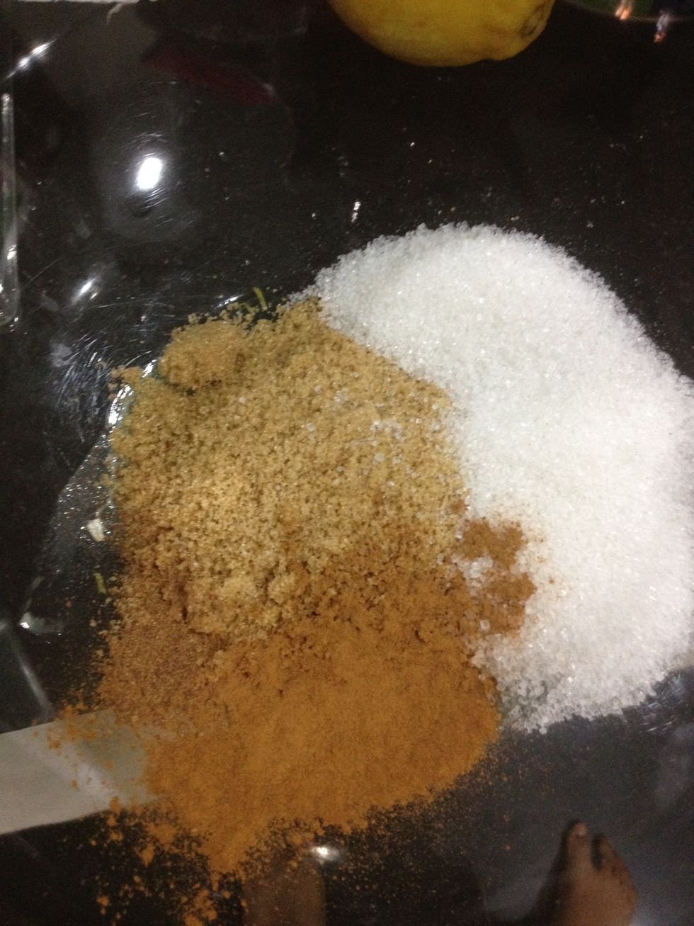 Streusel: Combine the granulated sugar, brown sugar, cinnamon and nutmeg in a bowl.