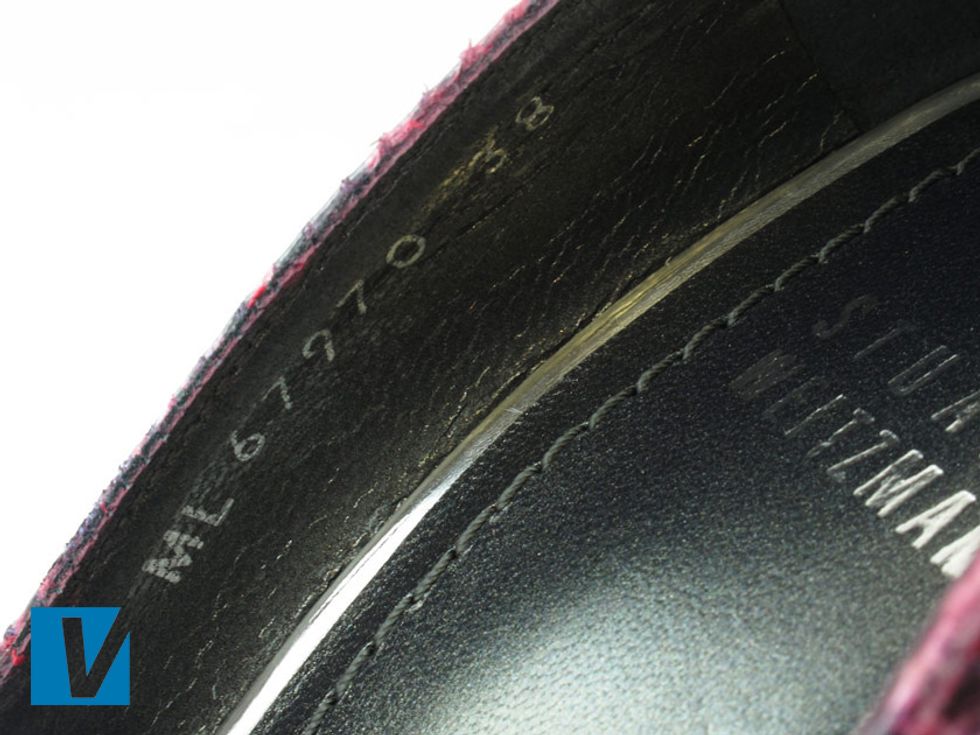 Stuart Weitzman shoes feature a style number usually located on the inside left side of the left shoe. This number should match the style number detailed on the shoe box label.
