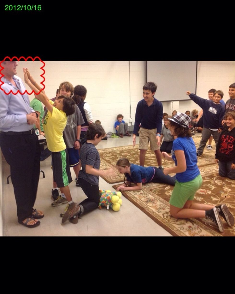 Student strategy: Covering Medusa's eyes Note: Your students may use different strategies depending on such factors as age and game space.