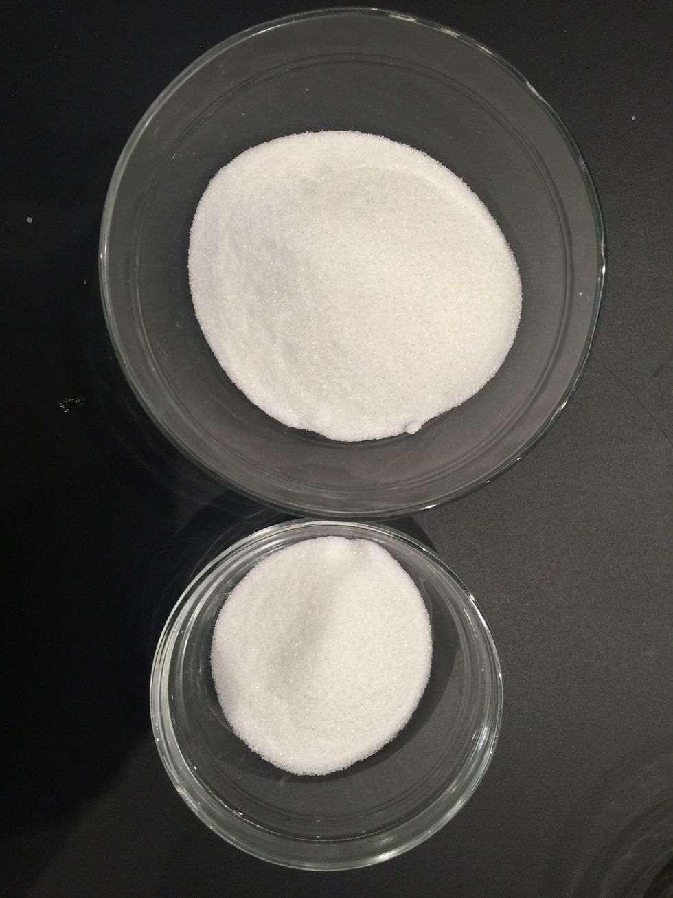 Sugar divided: 100g add on the egg yolks and 50g for the egg whites