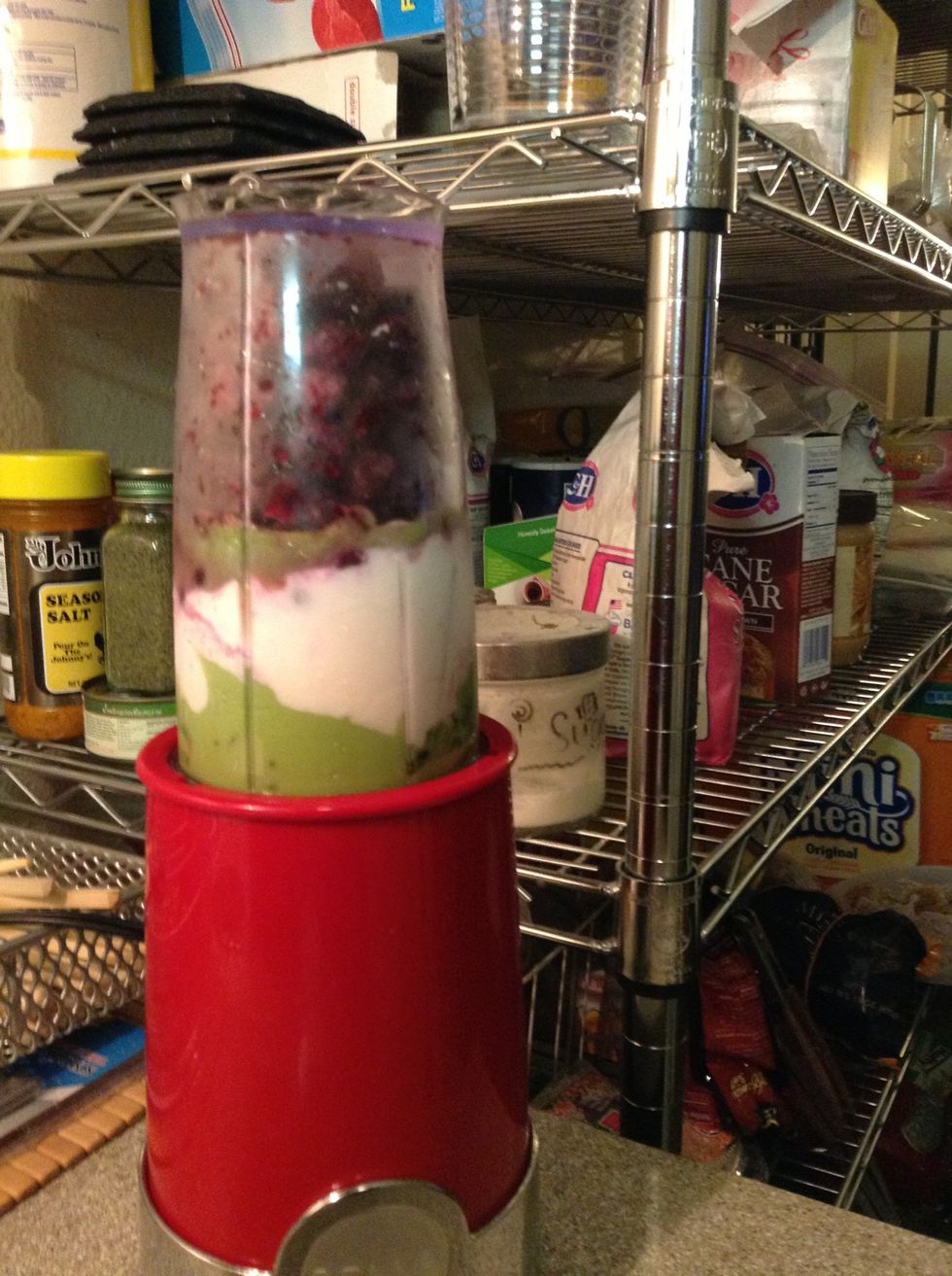 Super berry veggie extra protein (Greek yogurt) + H2o . Great breakfast smoothie!!