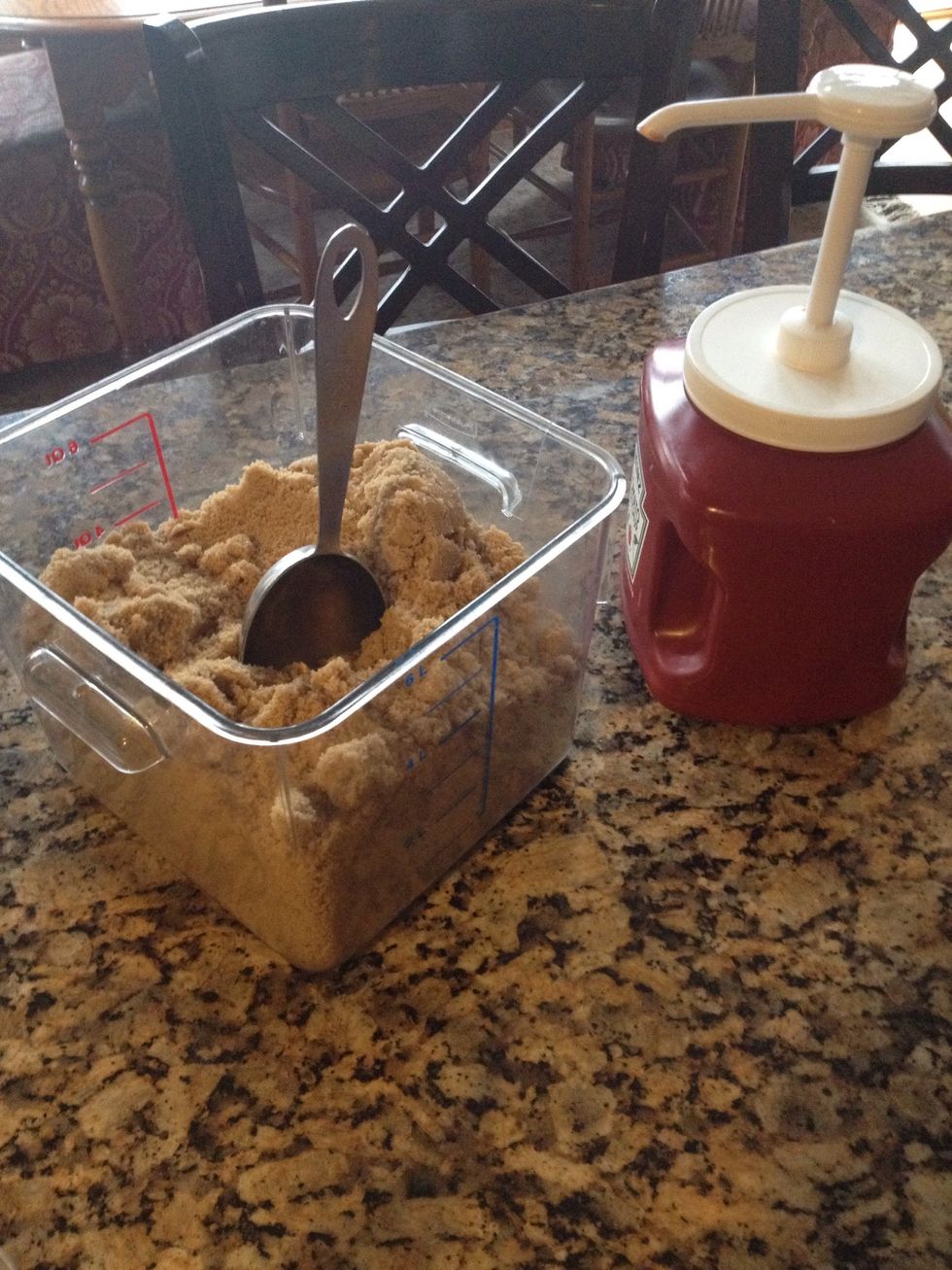 Super easy BBQ sauce: ketchup and brown sugar. 2 cups ketchup. 1 1/2 c water and 1/2 c brown sugar
