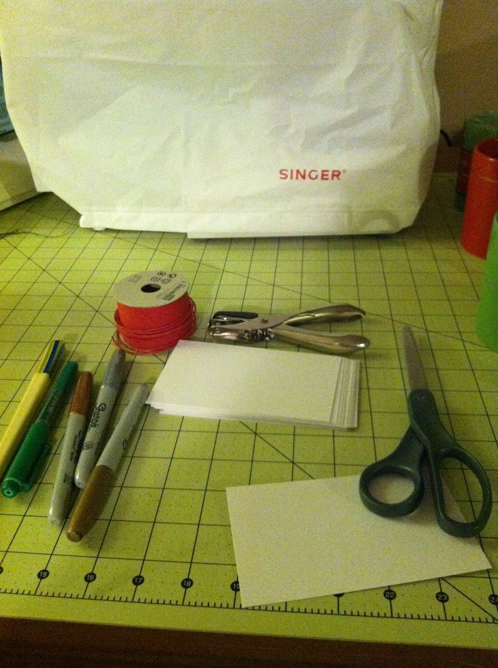 Supplies. I'm pretty sure these index cards come in different colors too. You can use any paper but these are already cut to size. For me, that's more convenient.