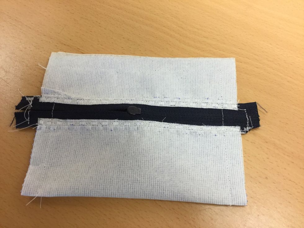 Sy mad raks\u00f6m. 1cm fr\u00e5n kanten.