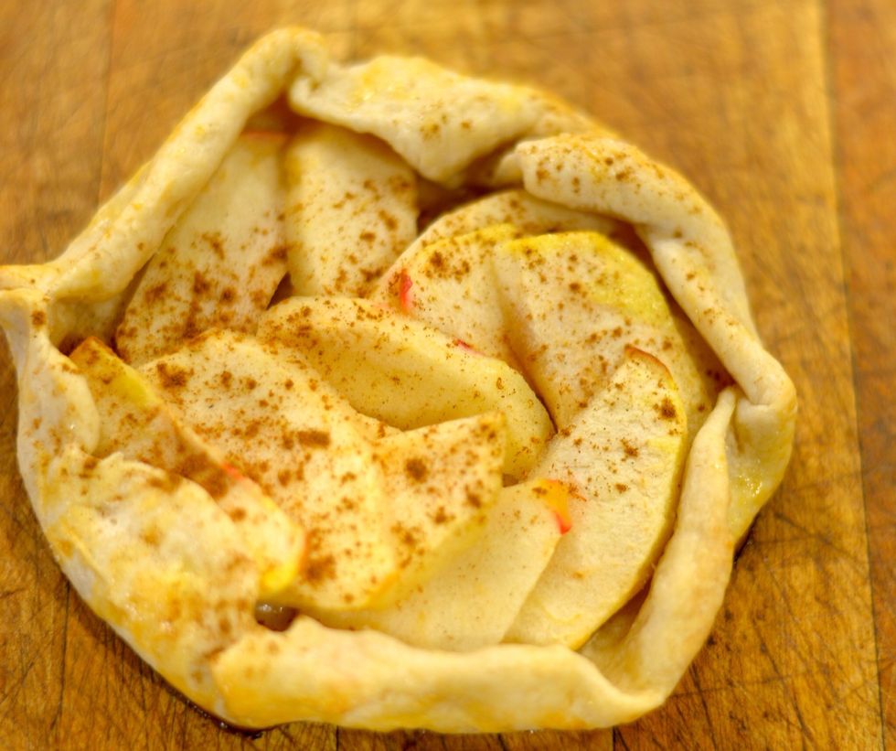 Ta da! The apple one turned out great! I sprinkled it with cinnamon!