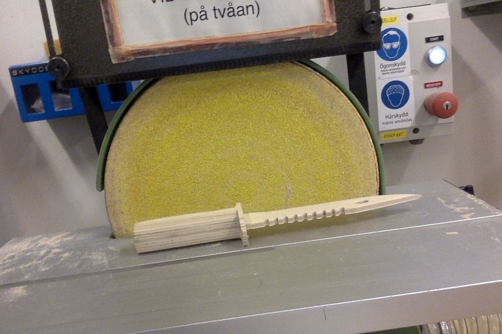 ta och anv\u00e4nd sp\u00e5nsugen f\u00f6r att g\u00f6ra sederna som vi rita ut rund