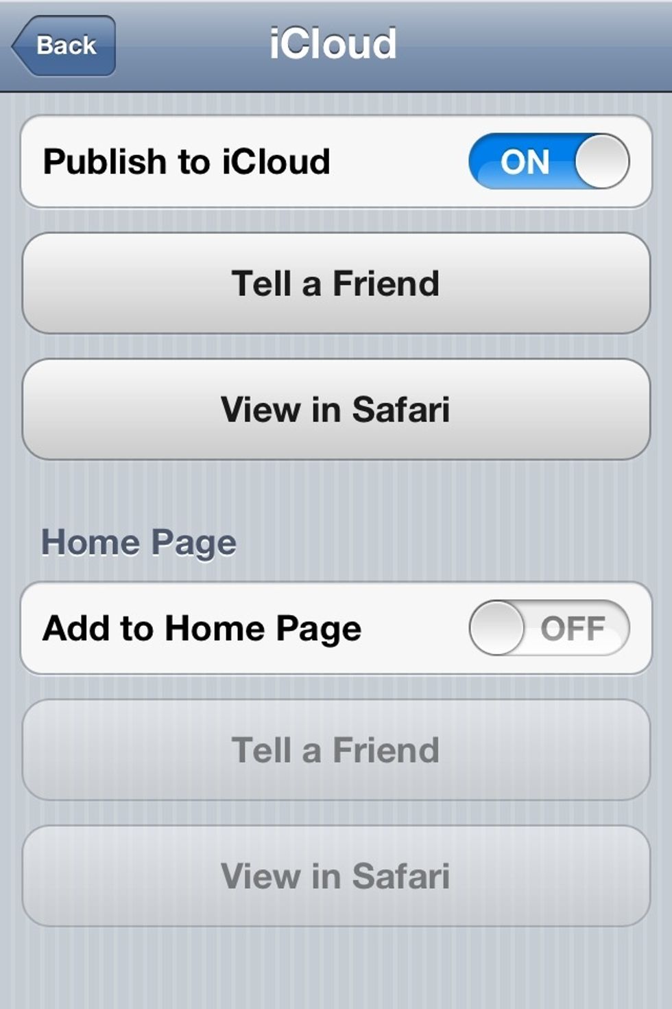 Tab publish to iCloud to switch on and wait for journal upload to iCloud, then you can view it on safarie or show your friend by sending your journal link to them.