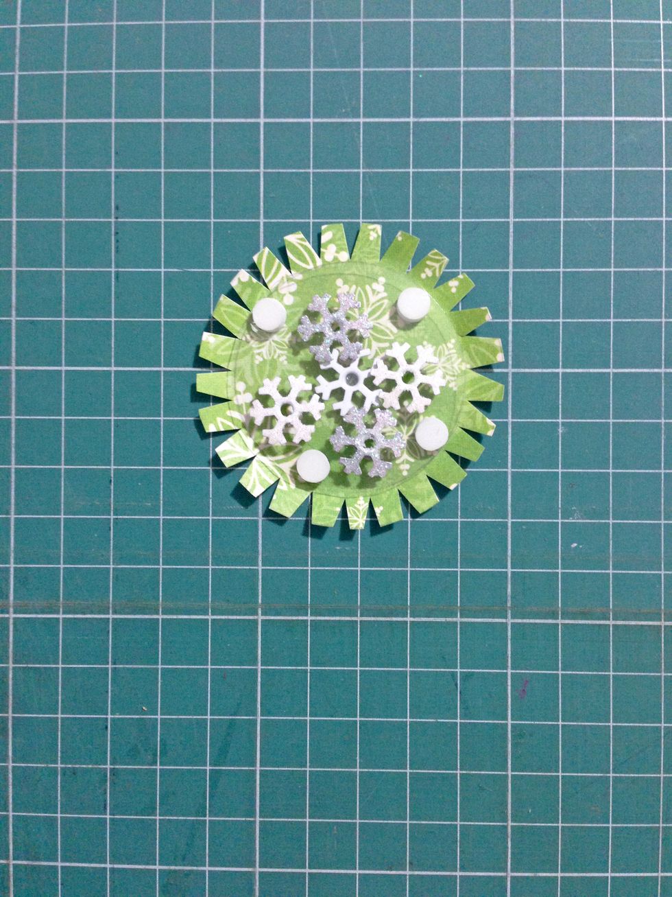 Tab the bleed of the circle as shown...