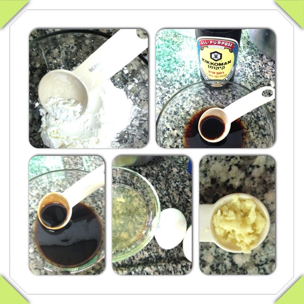Take 2 tablespoon of Corn flour Soy, Teriyaki 2 white of eggs and 1 teaspoon of Ginger and mix together.