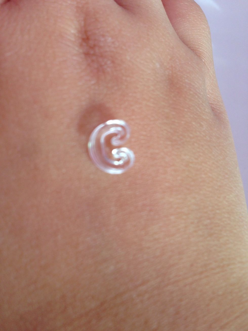 Take a clip. I have a C-clip here.