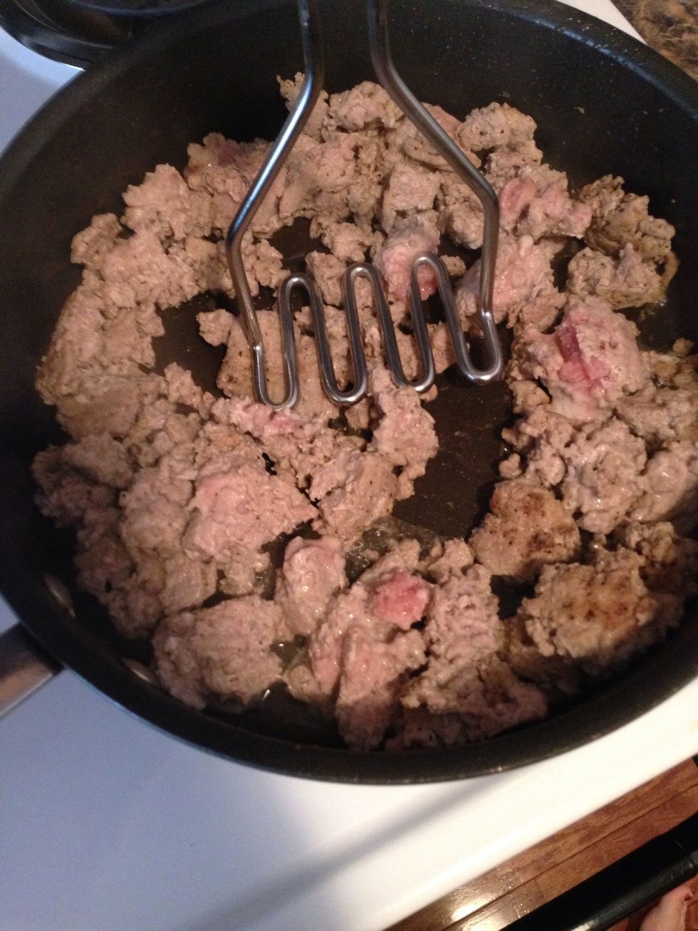 Take a potato masher and mash the meat to help break it up into smaller pieces better.