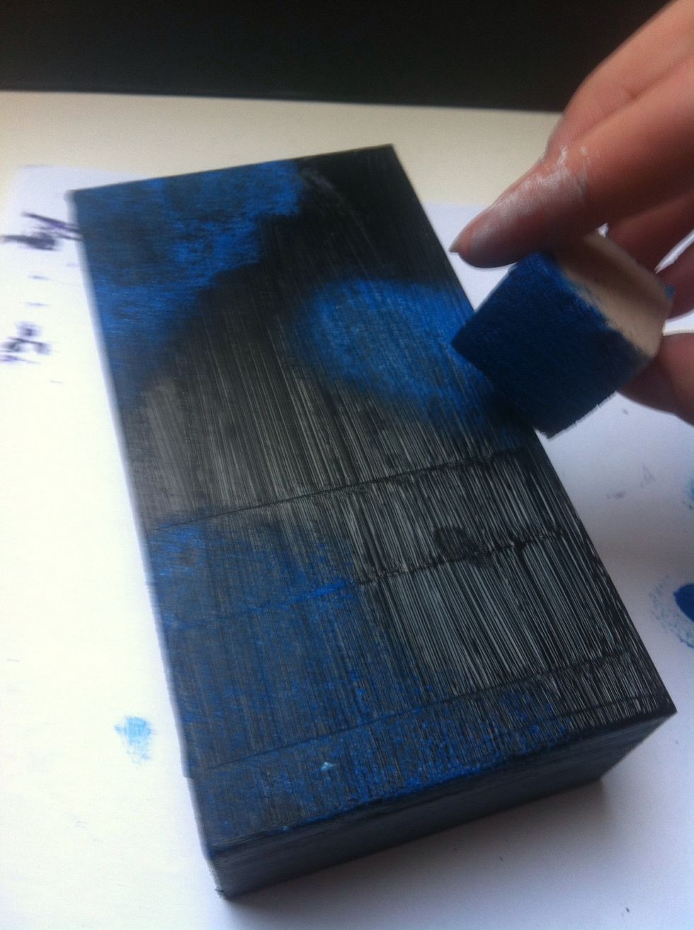 take a sponge and deep blue paint on. so it looks like it here