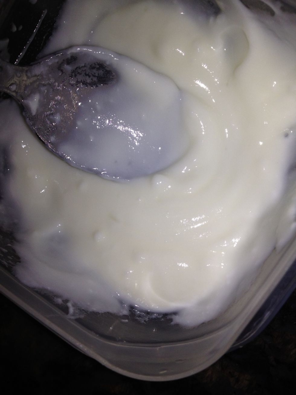 Take a tbsp of yogurt and make it a smooth paste using a spoon.